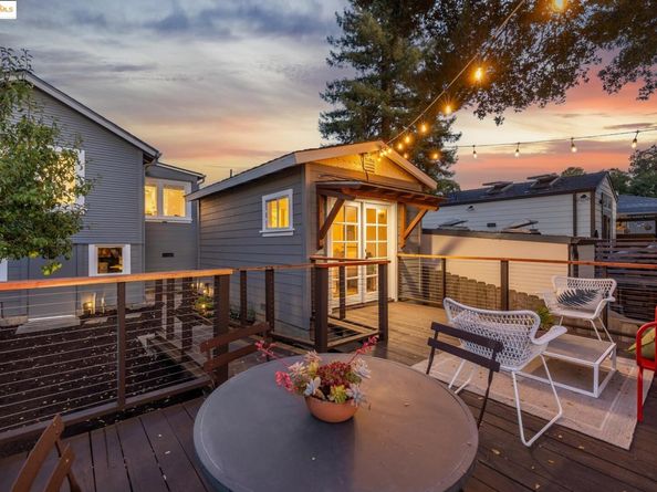 3887 Forest Hill Ave, Oakland CA 94602
