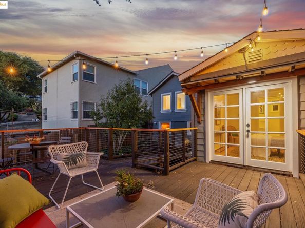 3887 Forest Hill Ave, Oakland CA 94602