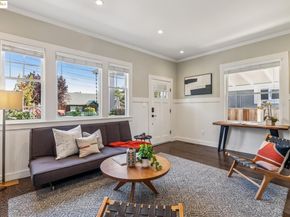 3887 Forest Hill Ave, Oakland CA 94602