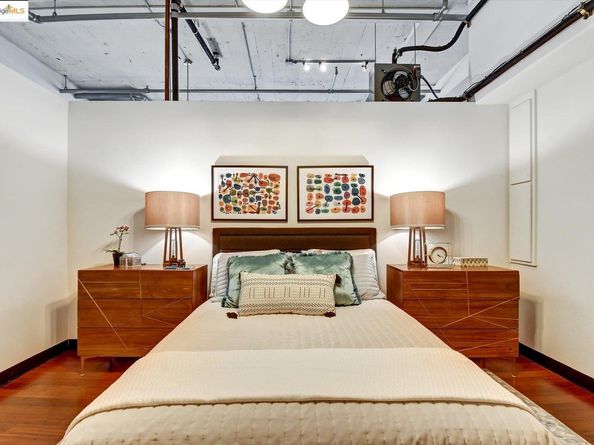 247 4th ST APT 204, Oakland CA 94607