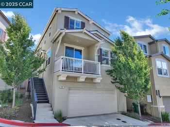 476 Colina Way