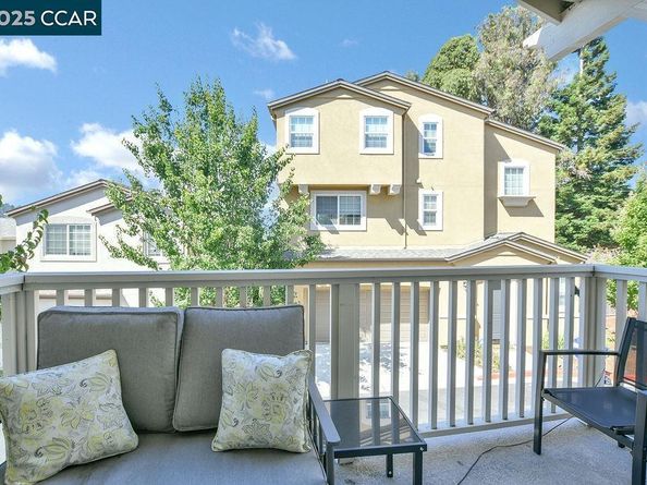 476 Colina Way, El Sobrante CA 94803
