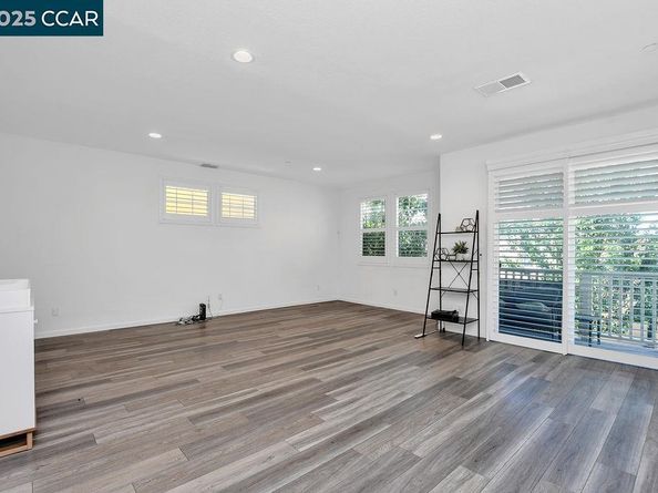 476 Colina Way, El Sobrante CA 94803