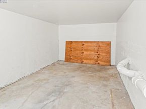 1876 Benedict Dr, San Leandro CA 94577