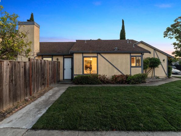 100 Boardwalk Way, Hayward CA 94544