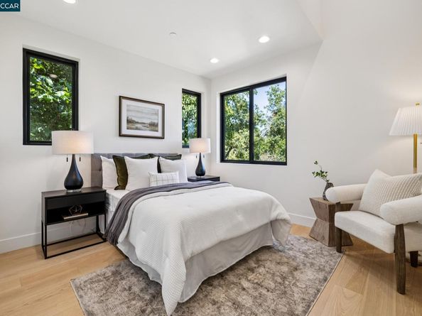 1270A 64th St, Emeryville CA 94608