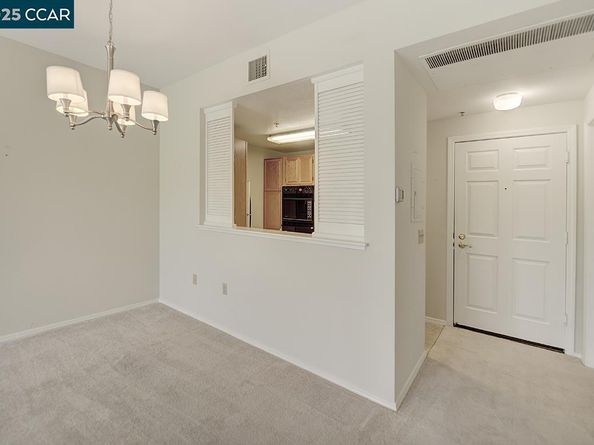 1840 Tice Creek 2437, Walnut Creek CA 94595