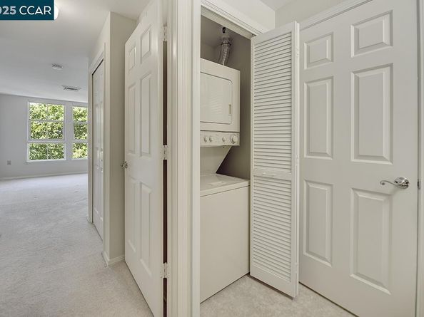 1840 Tice Creek 2437, Walnut Creek CA 94595