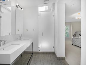 910 Willowshire Way, San Jose CA 95125