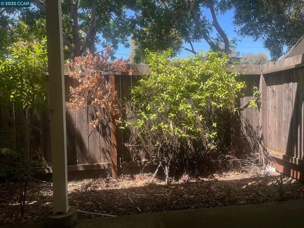 1140 Detroit Avenue 14, Concord CA 94520