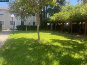 1140 Detroit Avenue 14, Concord CA 94520