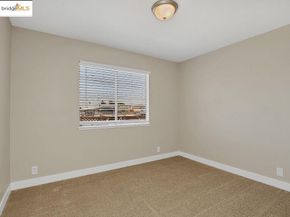 10500 Creekside Circle, Oakland CA 94603