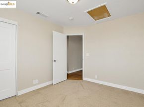 10500 Creekside Circle, Oakland CA 94603
