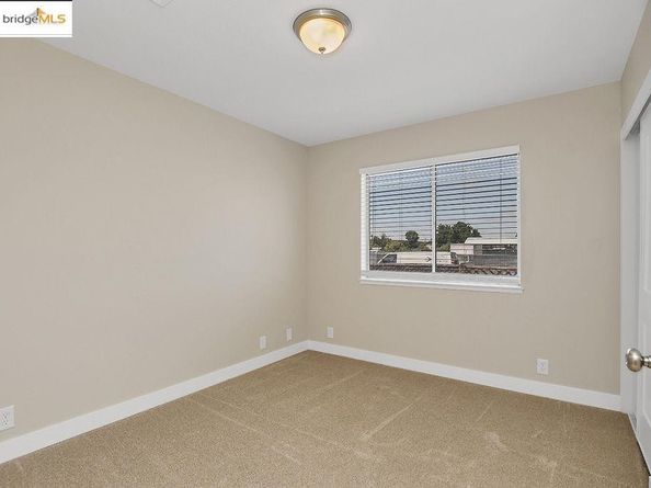 10500 Creekside Circle, Oakland CA 94603