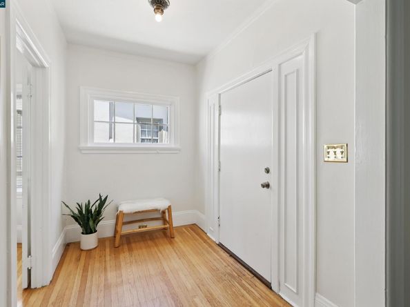 661 Brookwood Pl, Oakland CA 94610