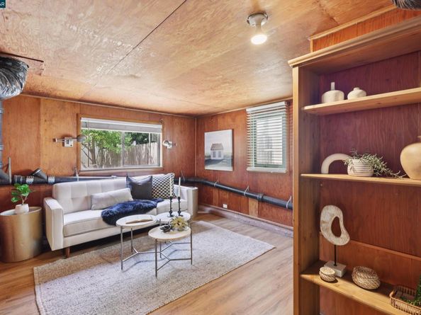 661 Brookwood Pl, Oakland CA 94610