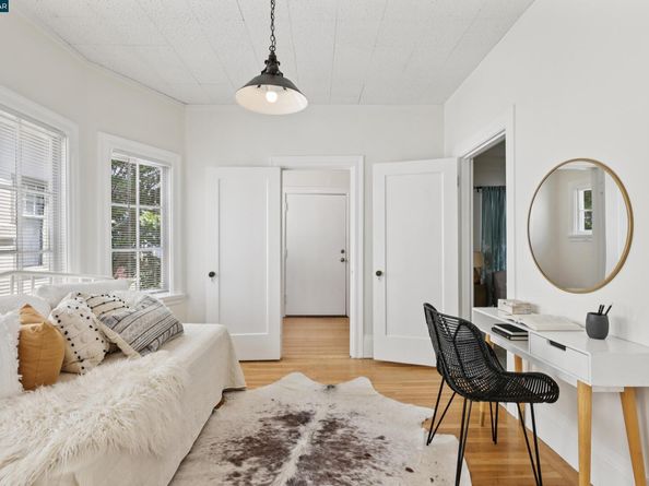 661 Brookwood Pl, Oakland CA 94610