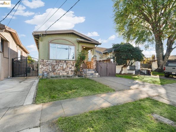 2020 Auseon AVE, Oakland CA 94621