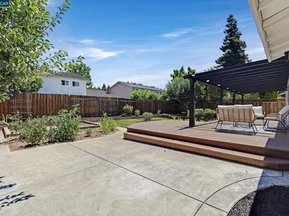2321 Sandpiper Way, Pleasanton CA 94566