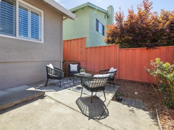 3594 Cama Ln, Castro Valley CA 94552