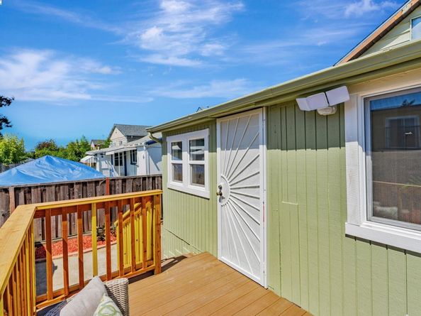 2720 Short St, Oakland CA 94619