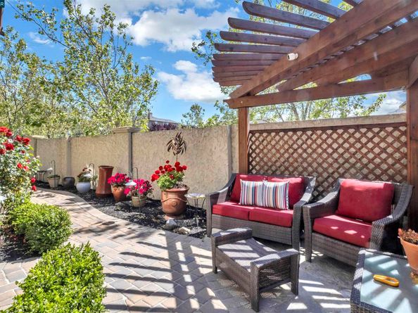 1186 Waverly Cir, Hercules CA 94547