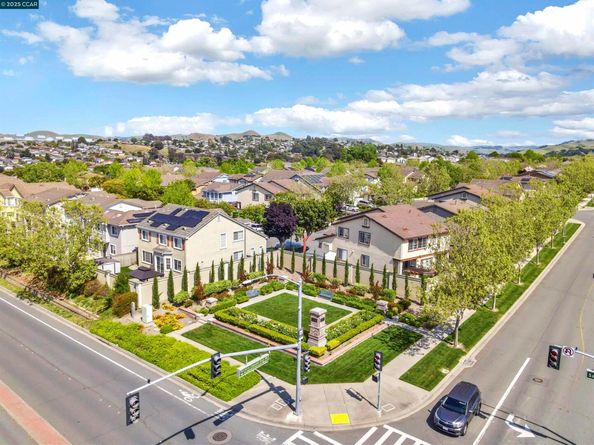 1186 Waverly Cir, Hercules CA 94547