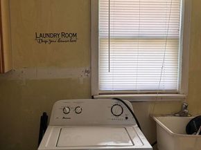 1436 Peralta St, Oakland CA 94607