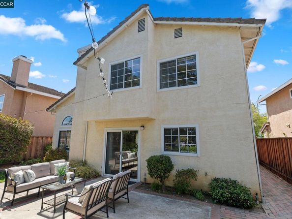 1015 Hidden Oak Ct, Concord CA 94521
