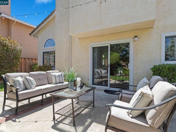1015 Hidden Oak Ct, Concord CA 94521