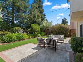 1015 Hidden Oak Ct, Concord CA 94521