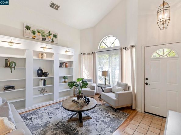 1015 Hidden Oak Ct, Concord CA 94521