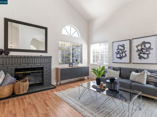 1015 Hidden Oak Ct, Concord CA 94521
