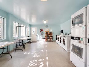 325 Kitty Hawk RD UNIT 207, Alameda CA 94501