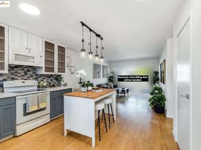 325 Kitty Hawk RD UNIT 207, Alameda CA 94501