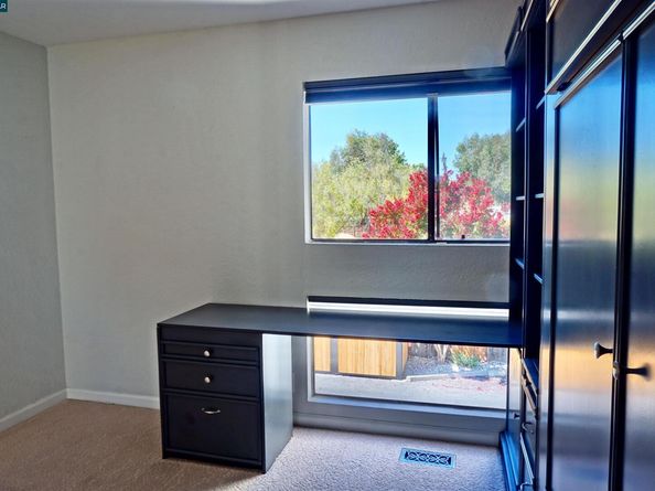 190 Cleaveland Rd 12, Pleasant Hill CA 94523