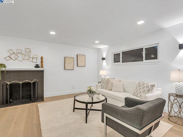 4374 Emory Way, Livermore CA 94550