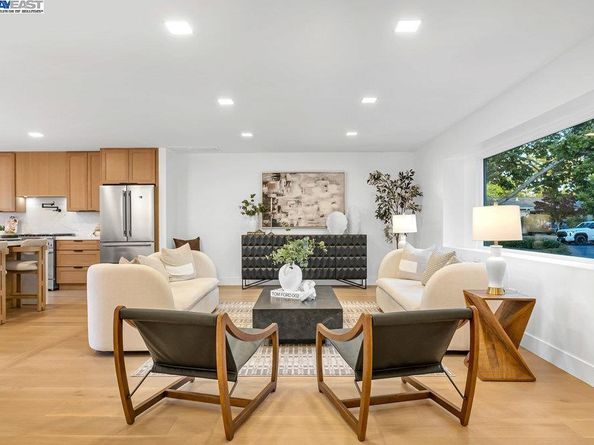 4374 Emory Way, Livermore CA 94550