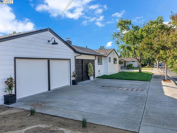 4374 Emory Way, Livermore CA 94550