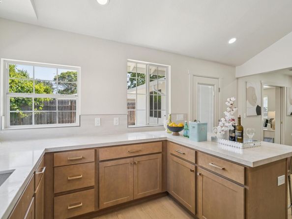 1601 Ruth Dr, Pleasant Hill CA 94523