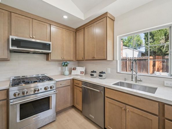 1601 Ruth Dr, Pleasant Hill CA 94523