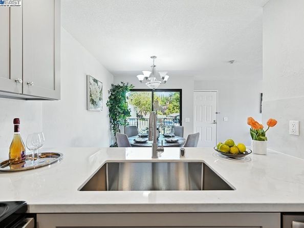 138 Donoso, Union City CA 94587