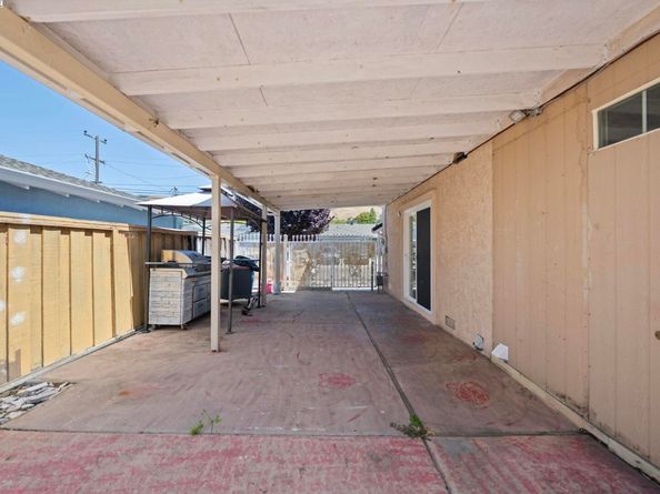 30565 Prestwick Ave, Hayward CA 94544