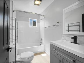 2207 E 19th St, Oakland CA 94606