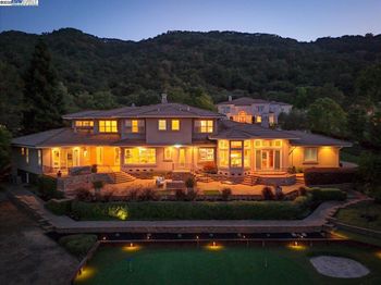 2109 Black Oak Ct