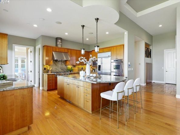 2109 Black Oak Ct, Pleasanton CA 94588