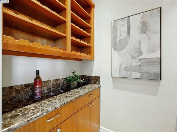 2109 Black Oak Ct, Pleasanton CA 94588