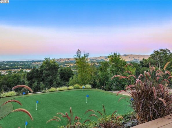 2109 Black Oak Ct, Pleasanton CA 94588