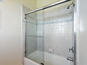 2109 Black Oak Ct, Pleasanton CA 94588