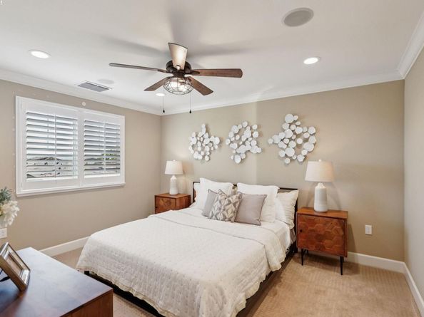 389 Basswood Cmn 5, Livermore CA 94551